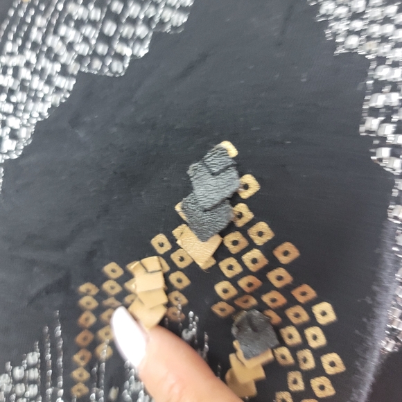 MISS ME INCREDIBLE EMBELLISHED SEQUINS TOP SZ Med. - Picture 14 of 16